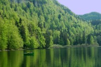 Pêche sur un lac jurassien